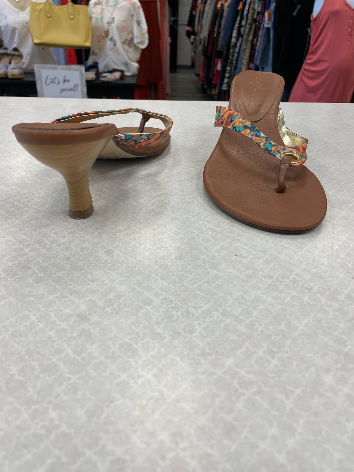 Sandals Heels Kitten By Clothes Mentor Size: 10