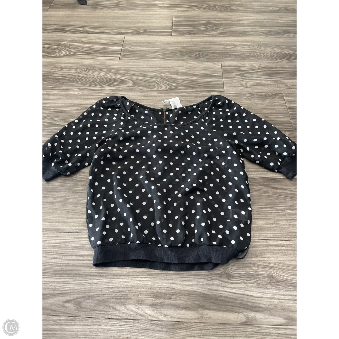 Blouse 3/4 Sleeve By Aeropostale In Polkadot Pattern, Size: M
