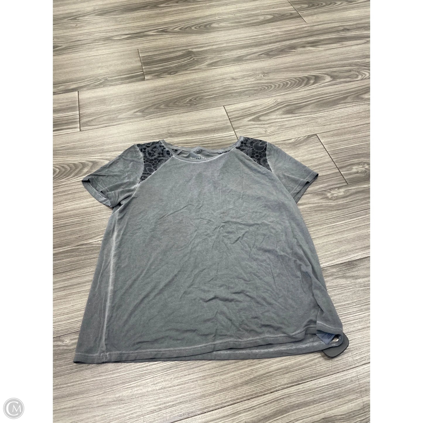 Top Short Sleeve By American Eagle In Grey, Size: S