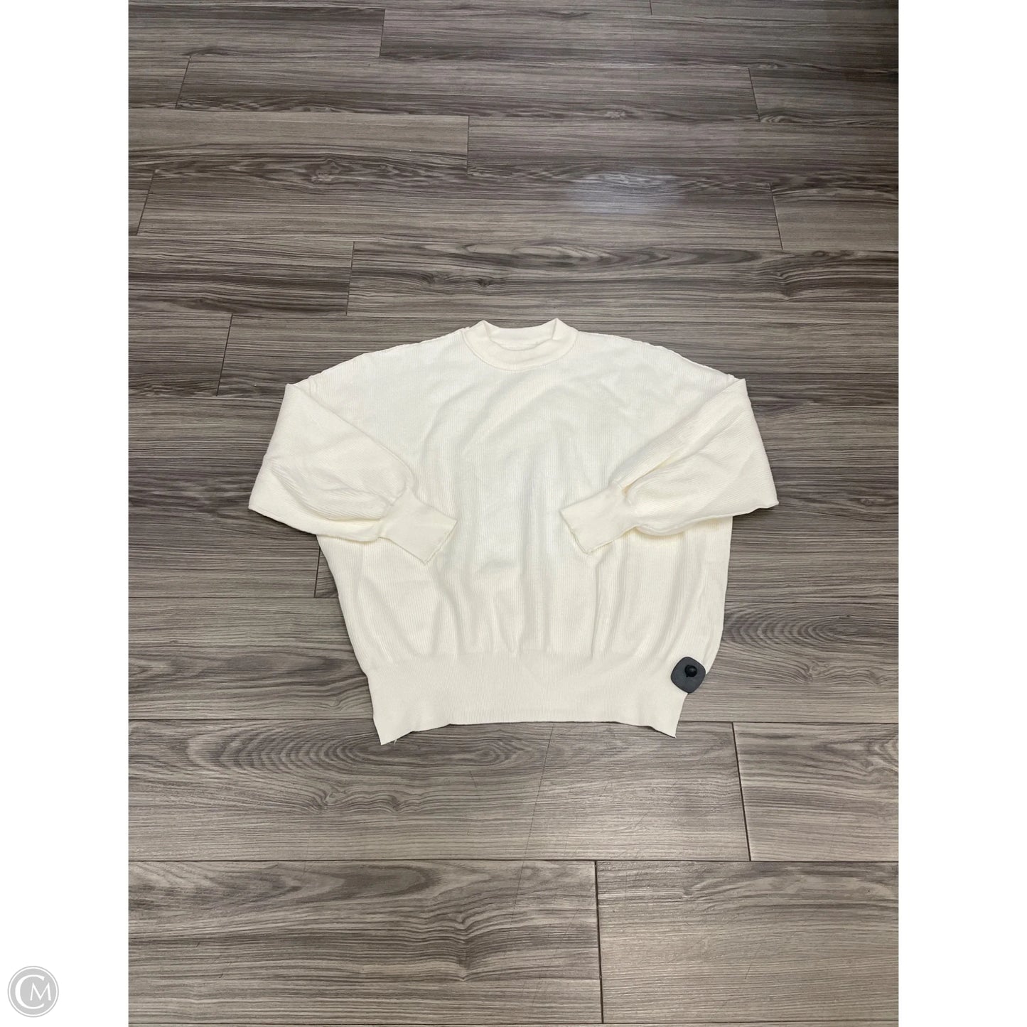 Sweater By Clothes Mentor In Cream, Size: L