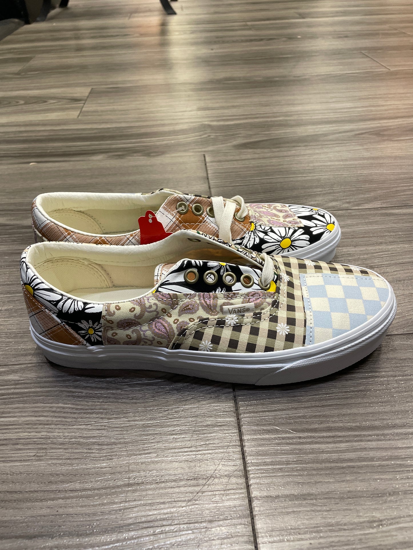 Shoes Flats By Vans In Multi-colored, Size: 8