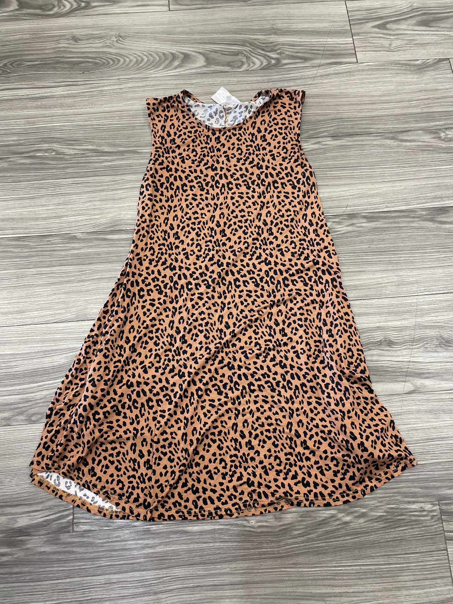 Dress Casual Short By Clothes Mentor Size: M
