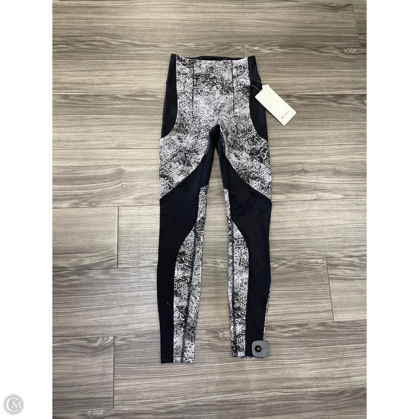 Athletic Leggings By Lululemon In Black & Grey, Size: 4
