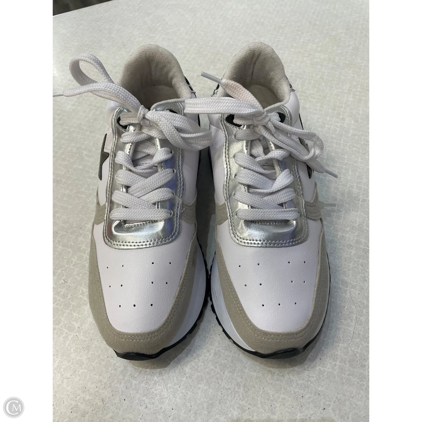 Shoes Athletic By Cmc In Black & White, Size: 7