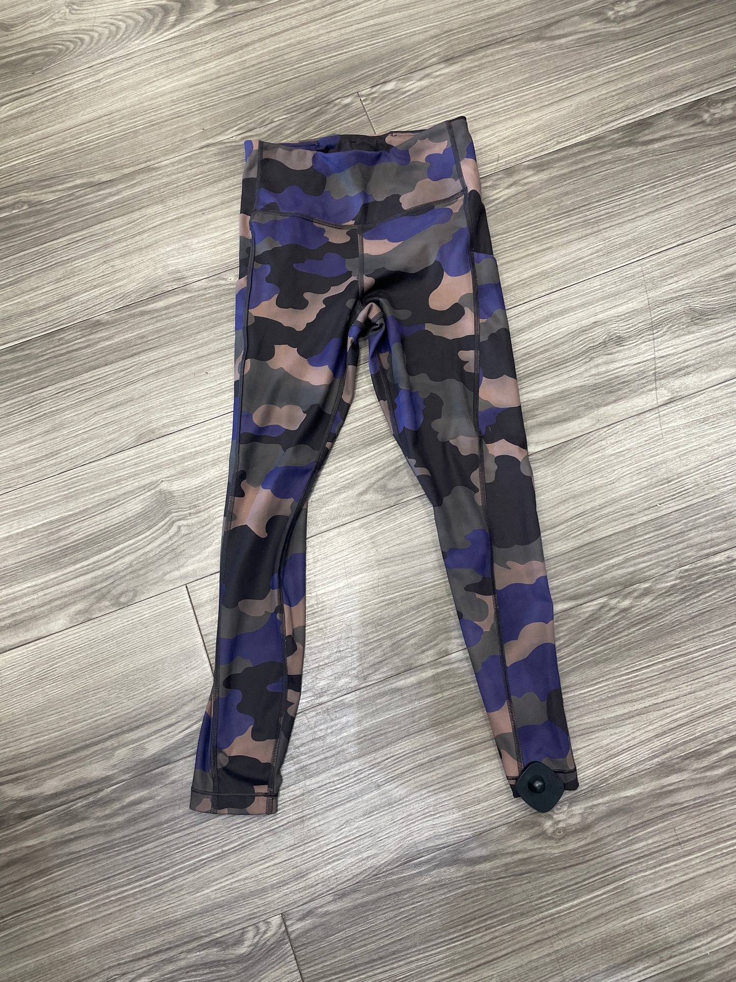 Athletic Leggings By Athleta In Camouflage Print, Size: Xs