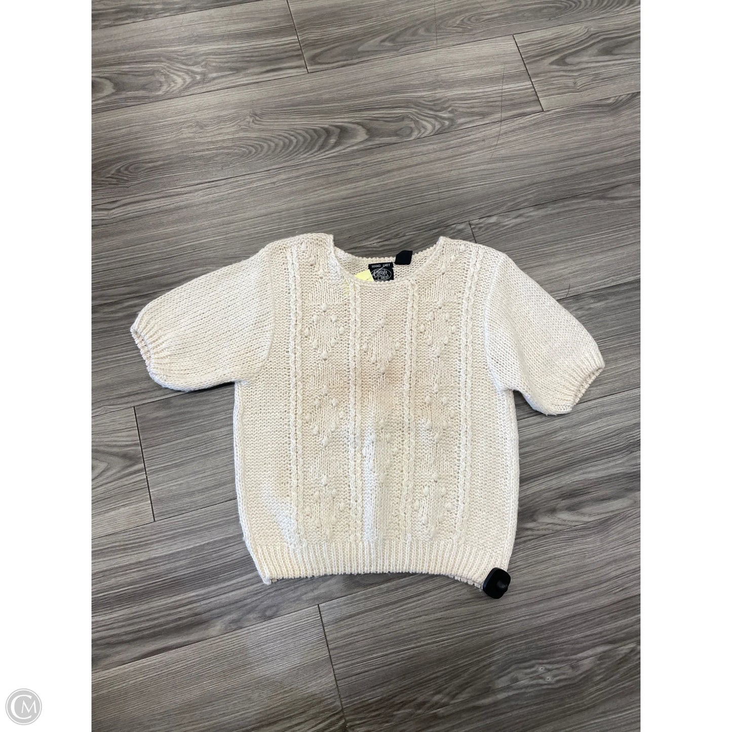 Top Short Sleeve By Clothes Mentor In White, Size: L