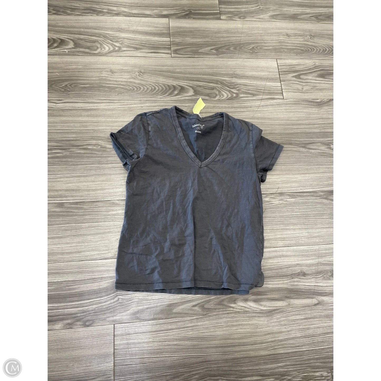 Top Short Sleeve By Universal Thread In Grey, Size: M
