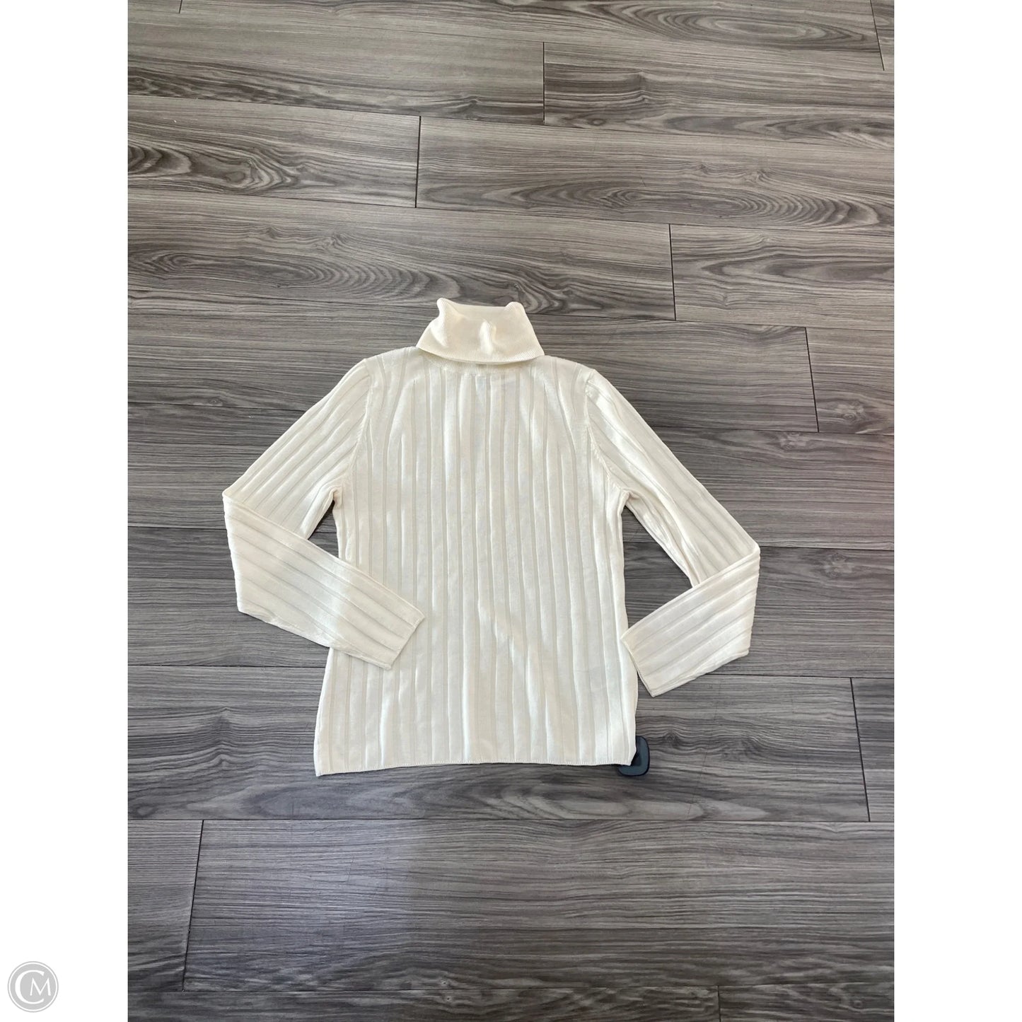 Top Long Sleeve By Banana Republic In Cream, Size: M