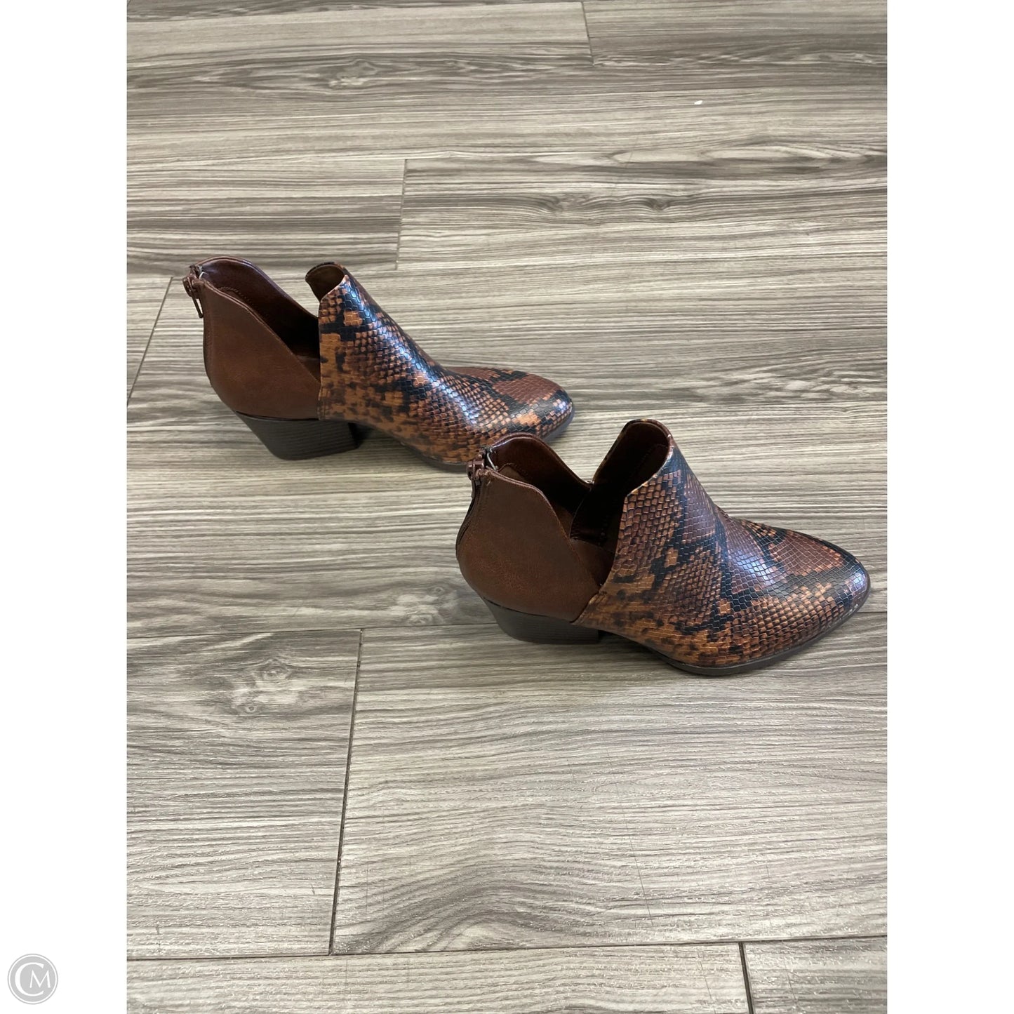 Boots Ankle Heels By Clothes Mentor In Snakeskin Print, Size: 7.5