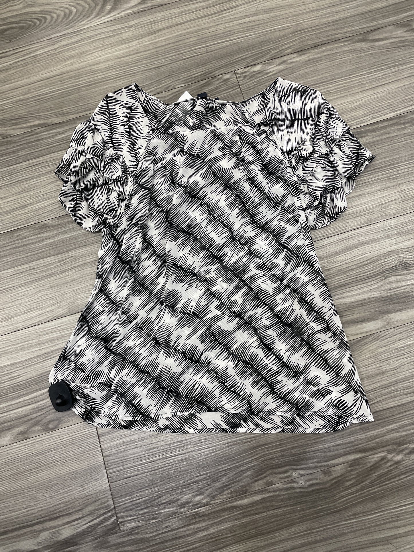 Blouse Short Sleeve By Banana Republic Size: M