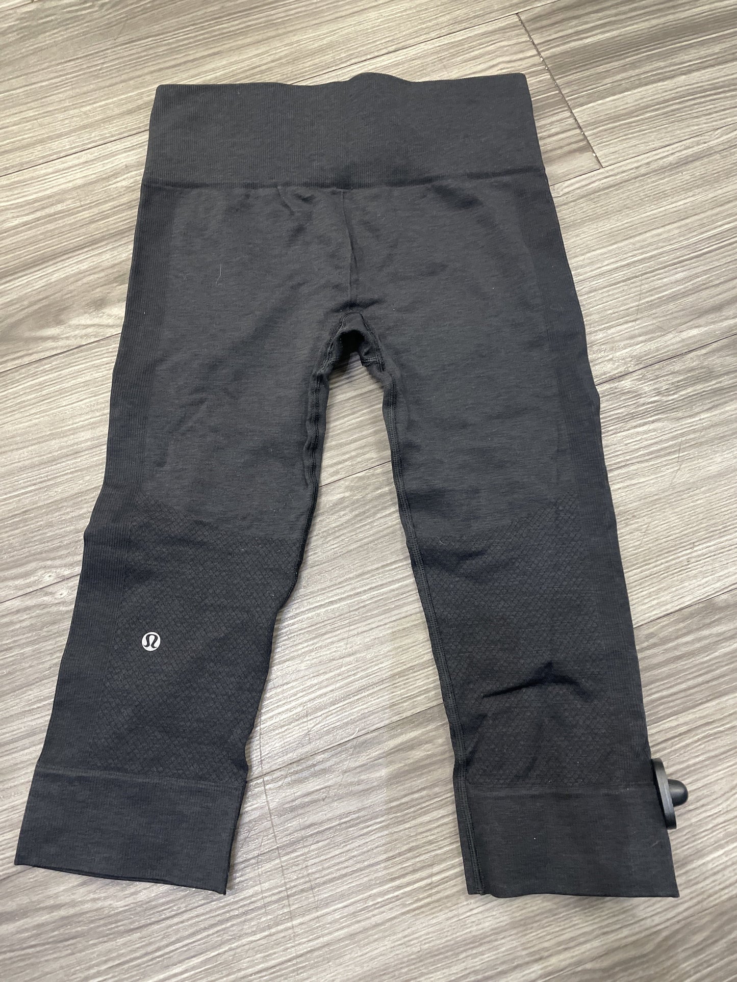 Athletic Leggings By Lululemon  Size: 4