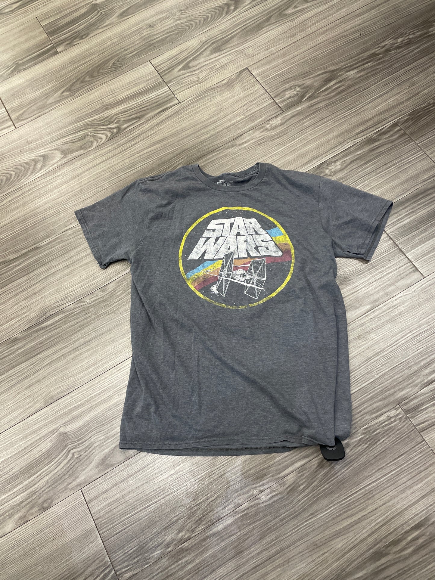 Top Short Sleeve By Clothes Mentor In Grey, Size: L