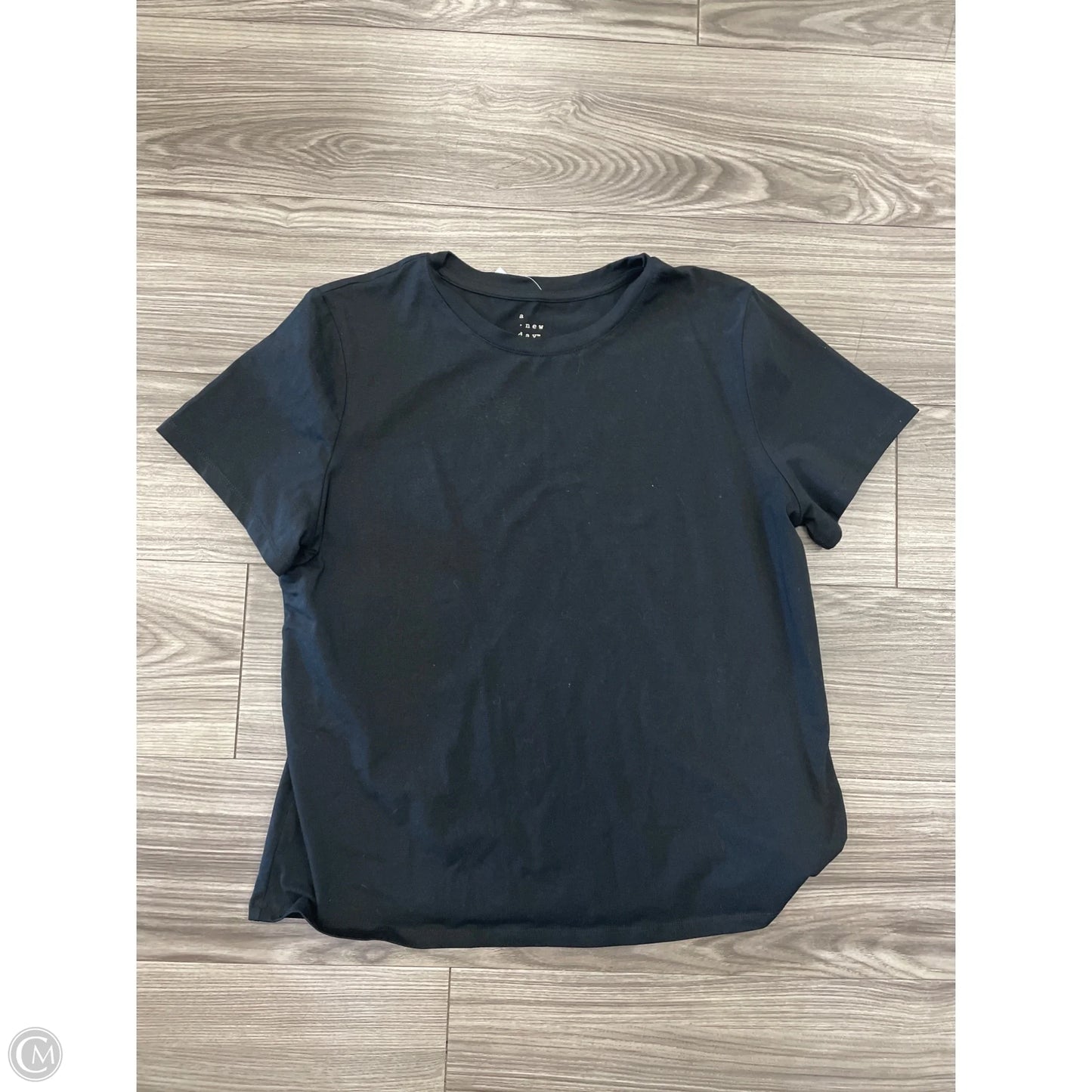 Top Short Sleeve By A New Day In Black, Size: L