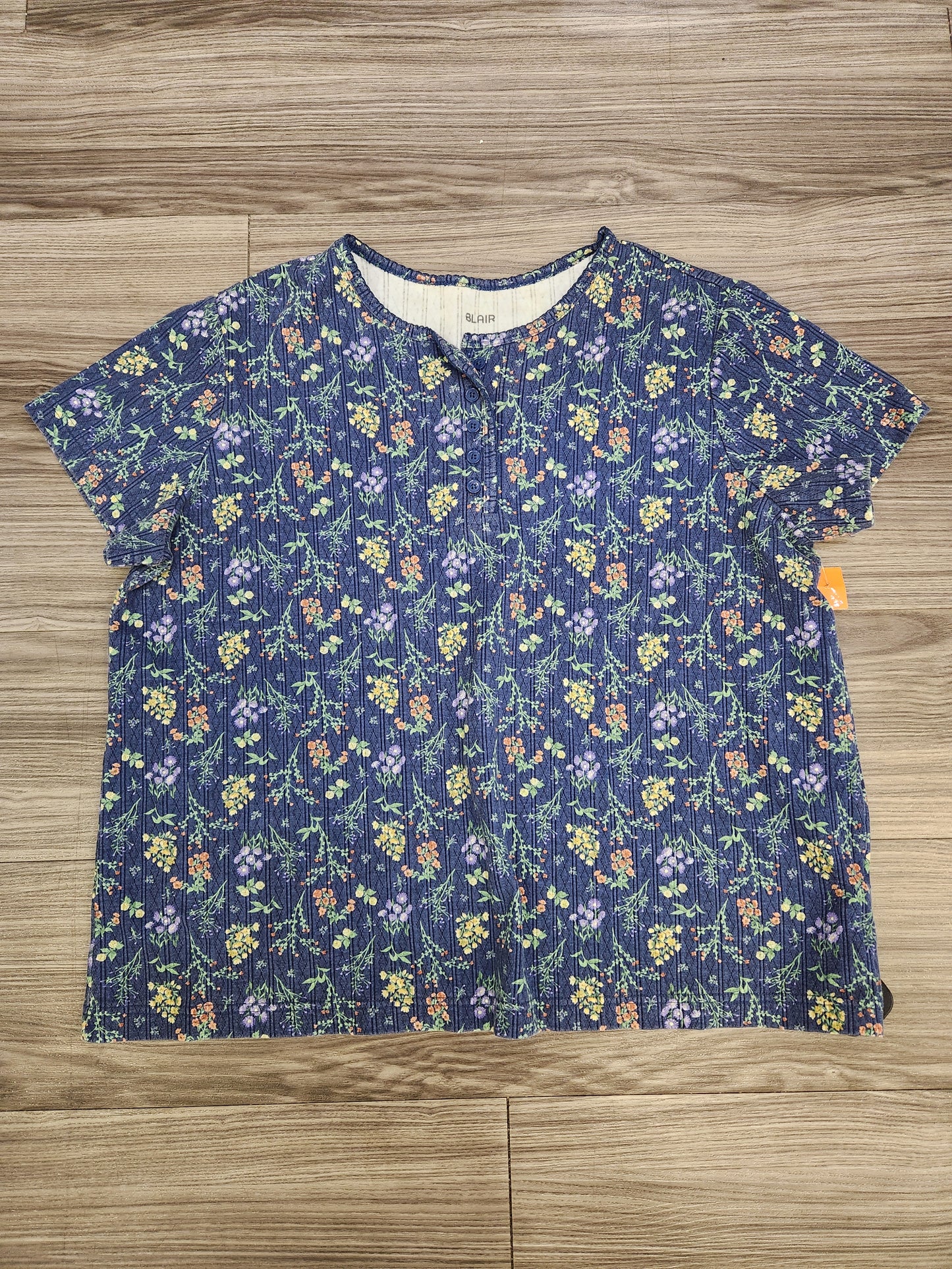 Top Short Sleeve By Blair Size: L