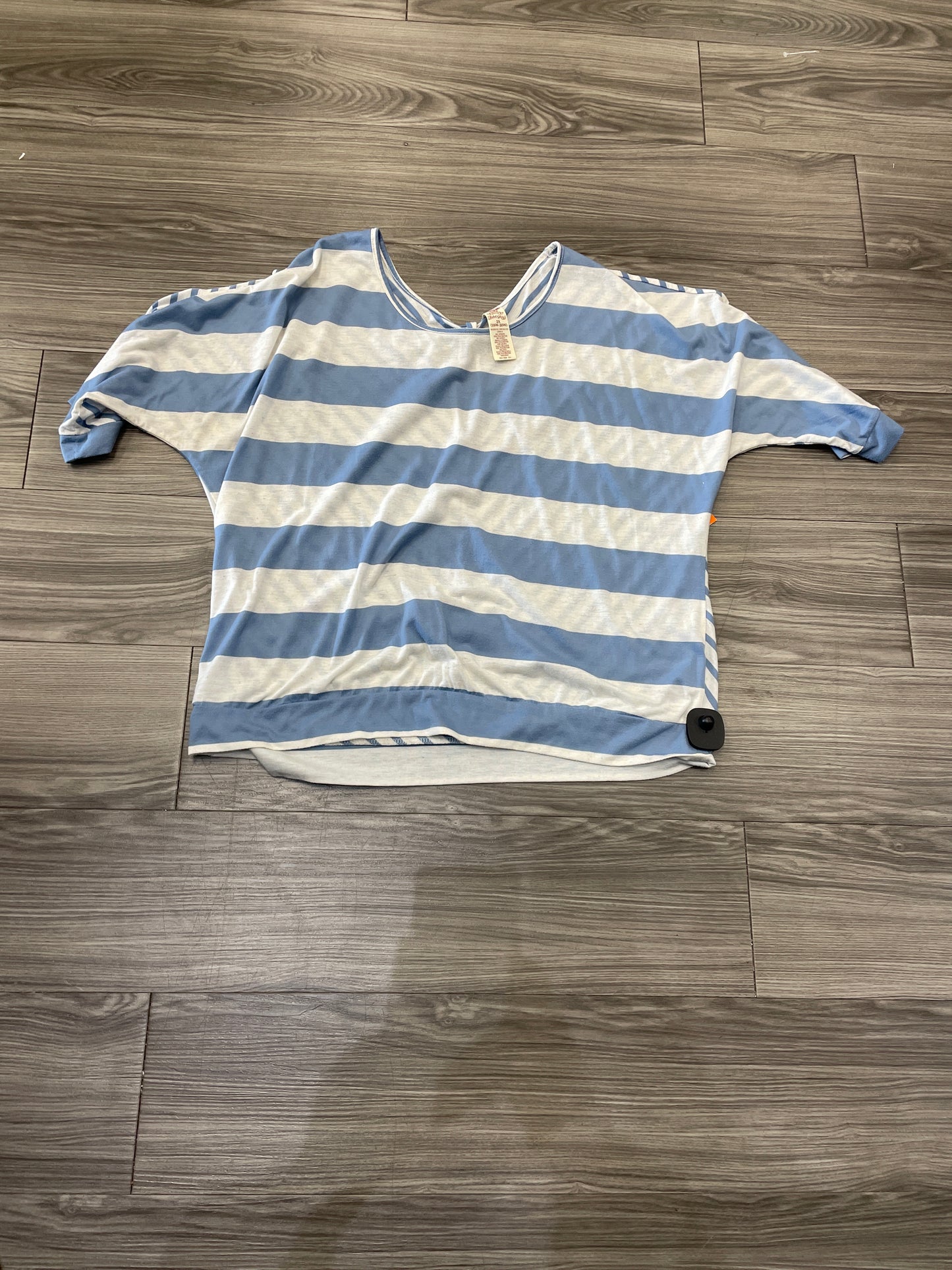 Top 3/4 Sleeve By Faded Glory Size: 2x
