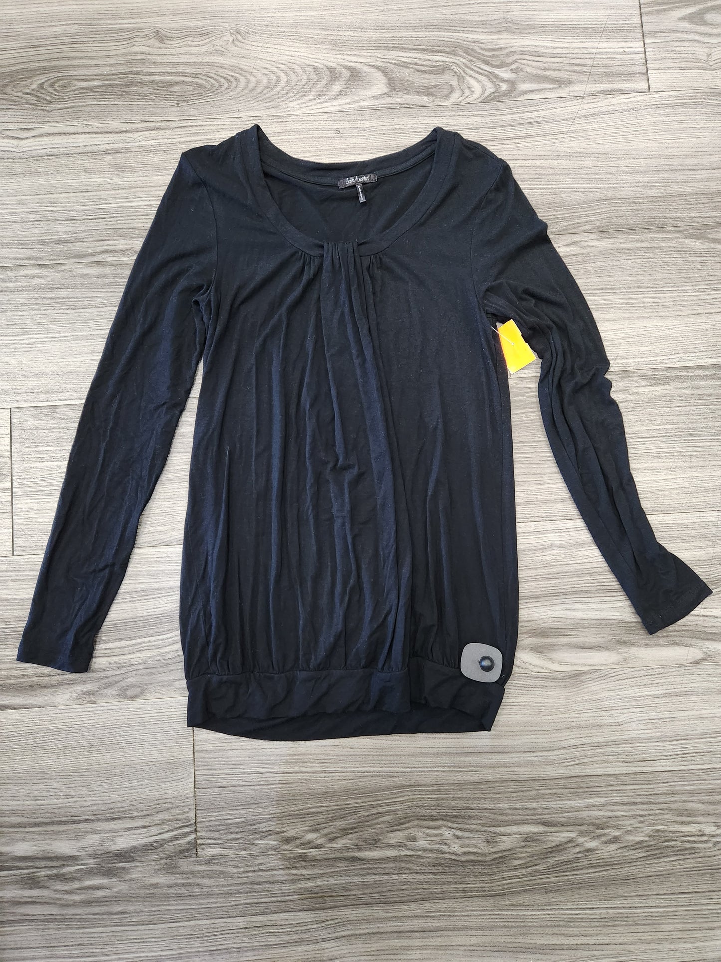 Top Long Sleeve By Daisy Fuentes Size: M