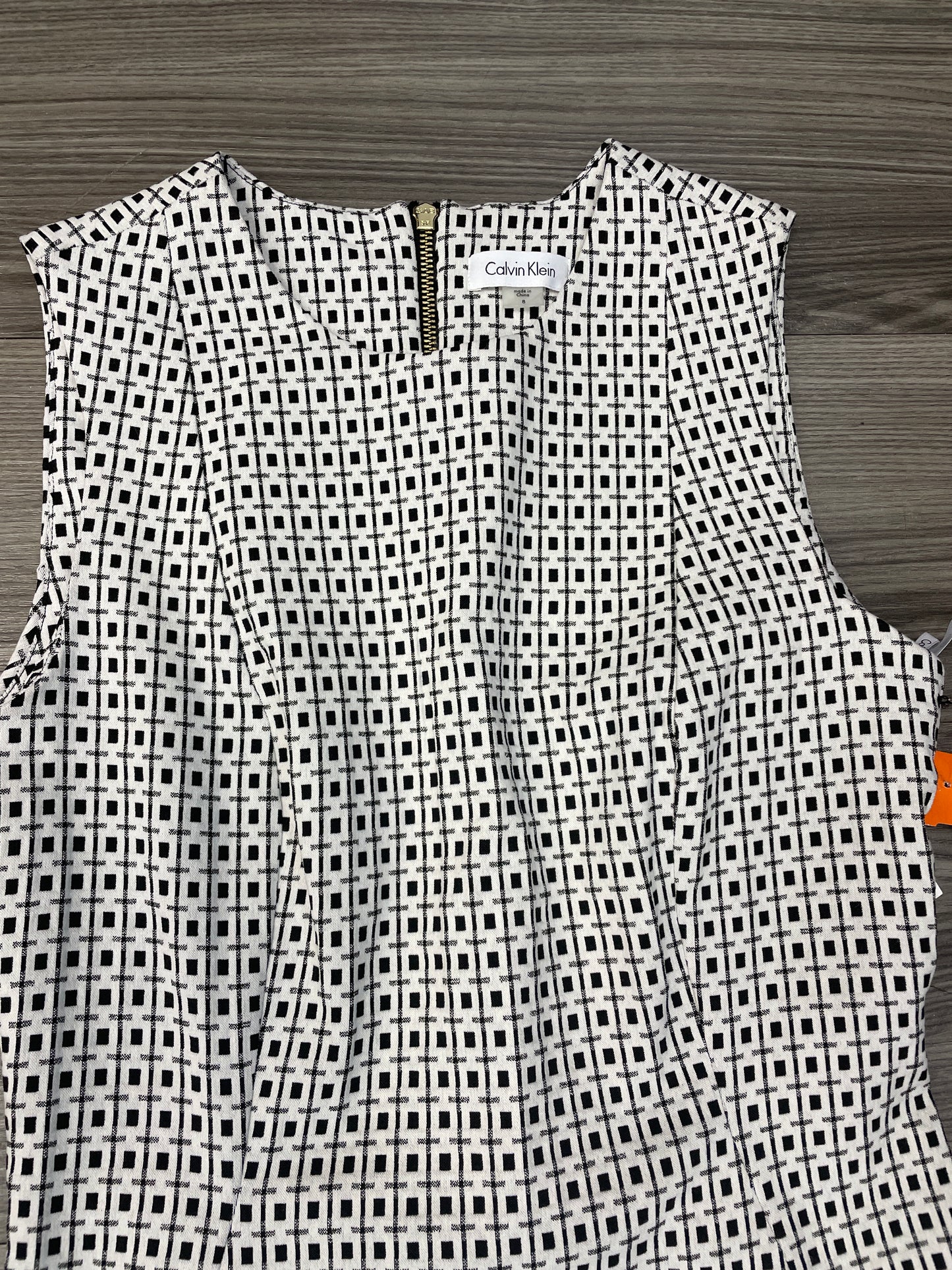 Dress Casual Midi By Calvin Klein Size: 8