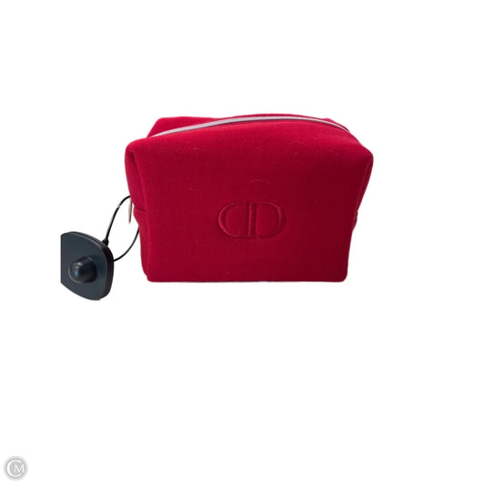 Makeup Bag Luxury Designer By Dior, Size: Small