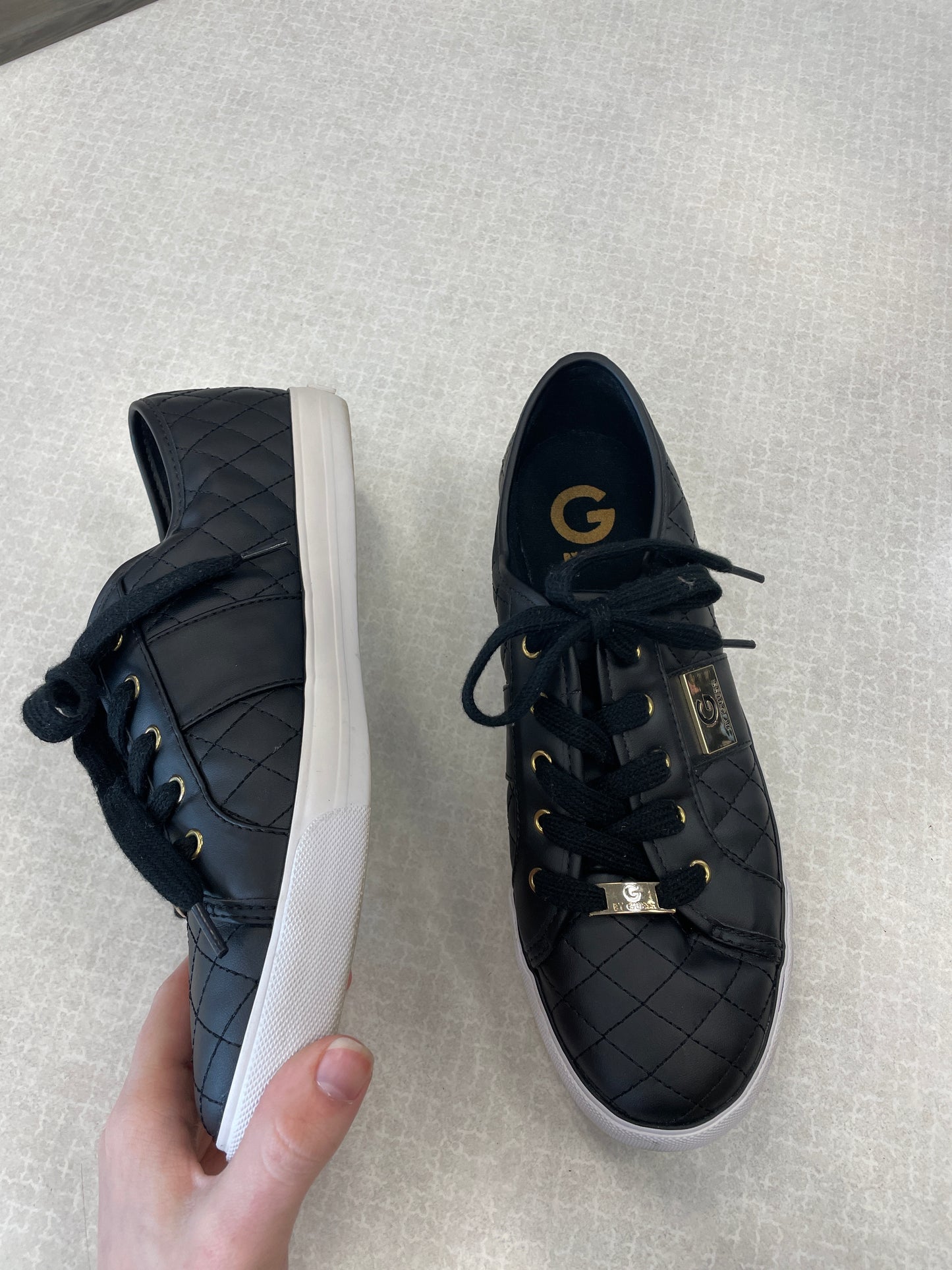 Shoes Athletic By Guess  Size: 10