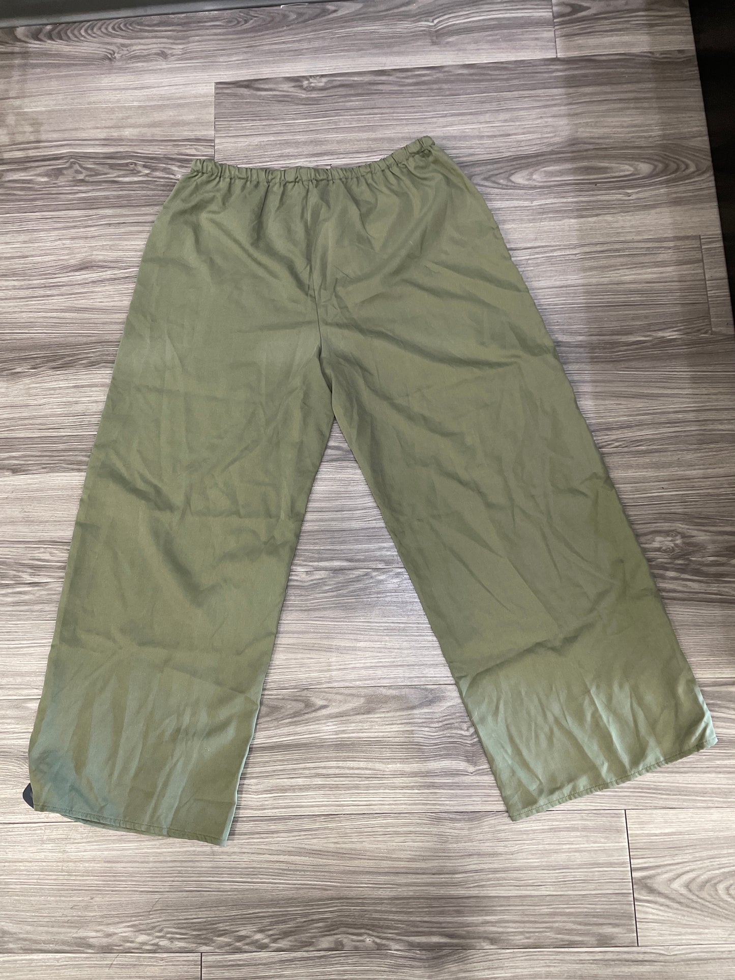 Pants Wide Leg By Pretty Little Thing In Green, Size: 12