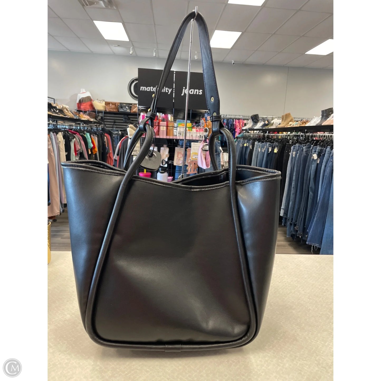 Tote By Clothes Mentor, Size: Large