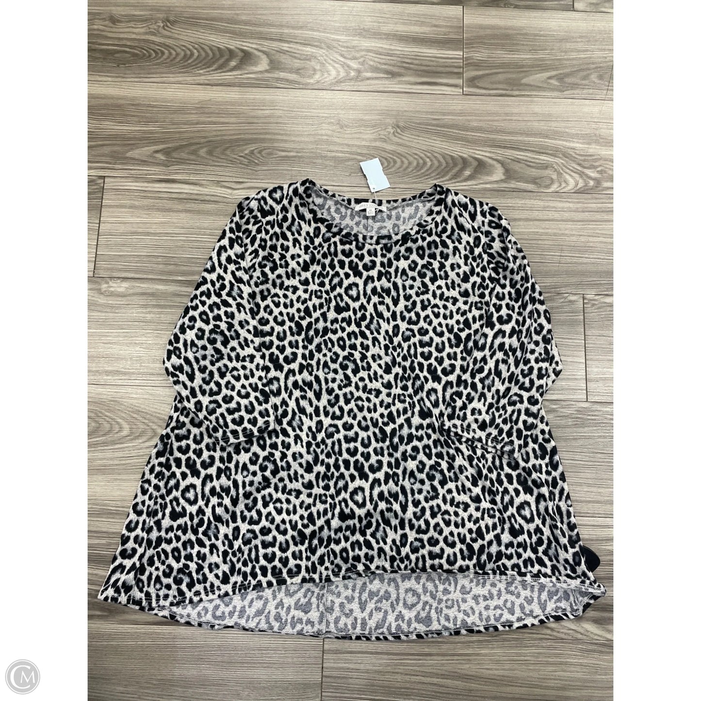 Top Long Sleeve By Green Envelope In Animal Print, Size: 1x
