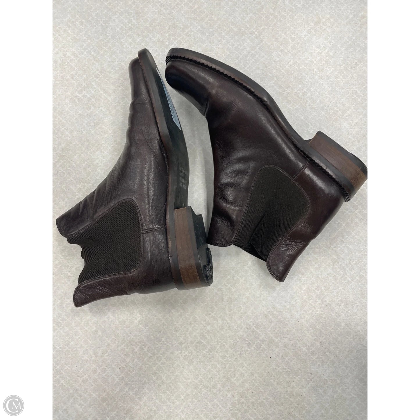 Boots Ankle Flats By Hugo Buscati In Brown, Size: 5