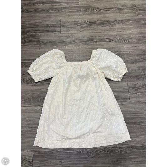 Dress Casual Short By Old Navy In White, Size: L