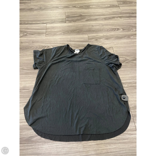 Top Short Sleeve Basic By Arula In Black, Size: 2x