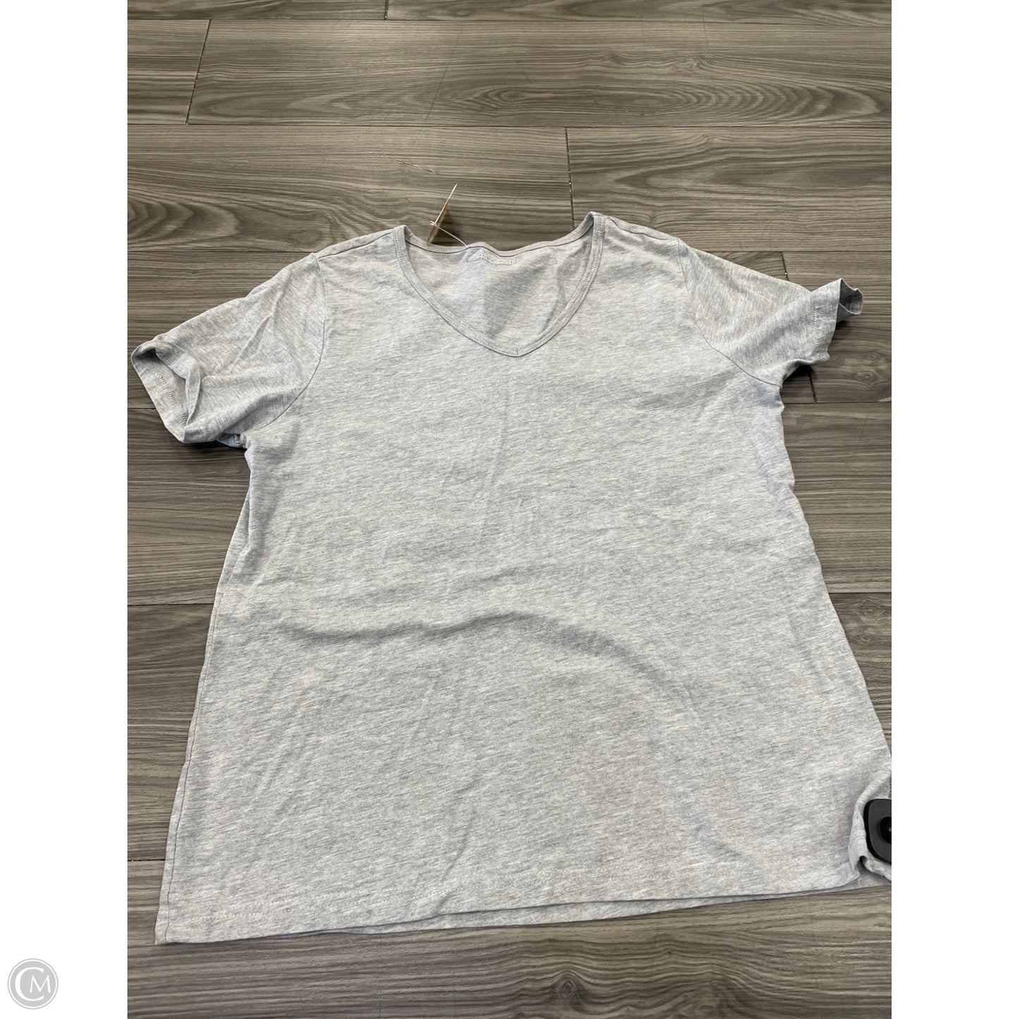 Top Short Sleeve Basic By Laura Scott In Grey, Size: M