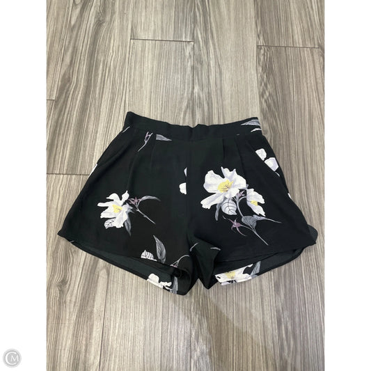 Shorts By Clothes Mentor In Floral Print, Size: S