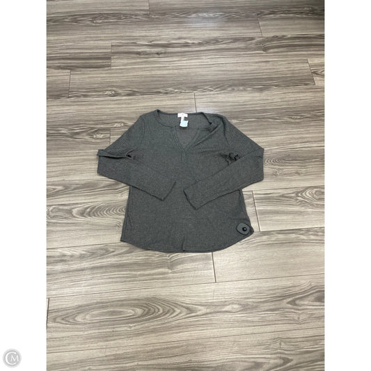 Top Long Sleeve By Socialite In Grey, Size: L