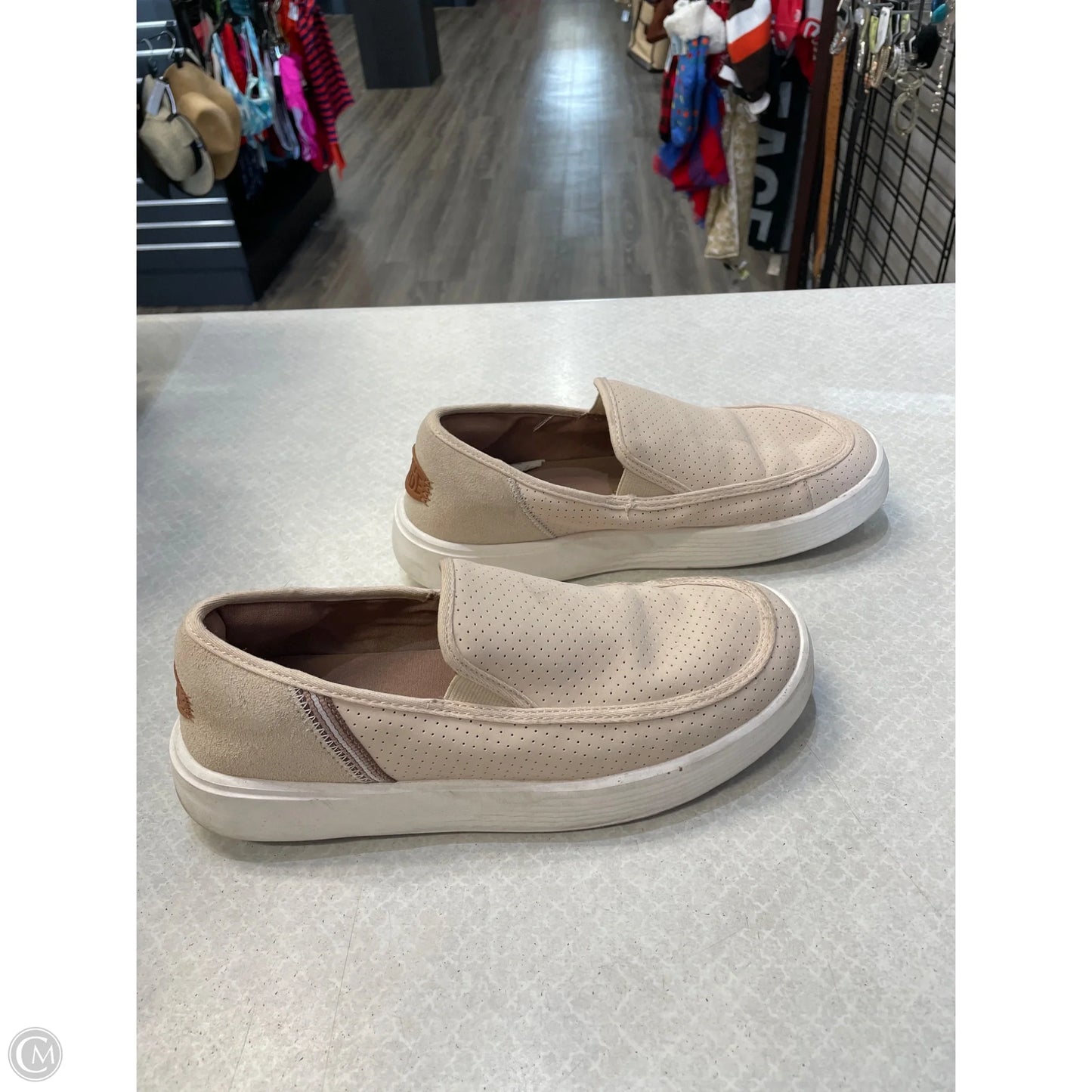 Shoes Heels Platform By Hey Dude In Cream, Size: 9