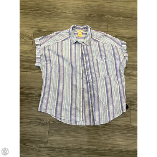 Top Short Sleeve By Terra & Sky In Multi-colored, Size: 1x