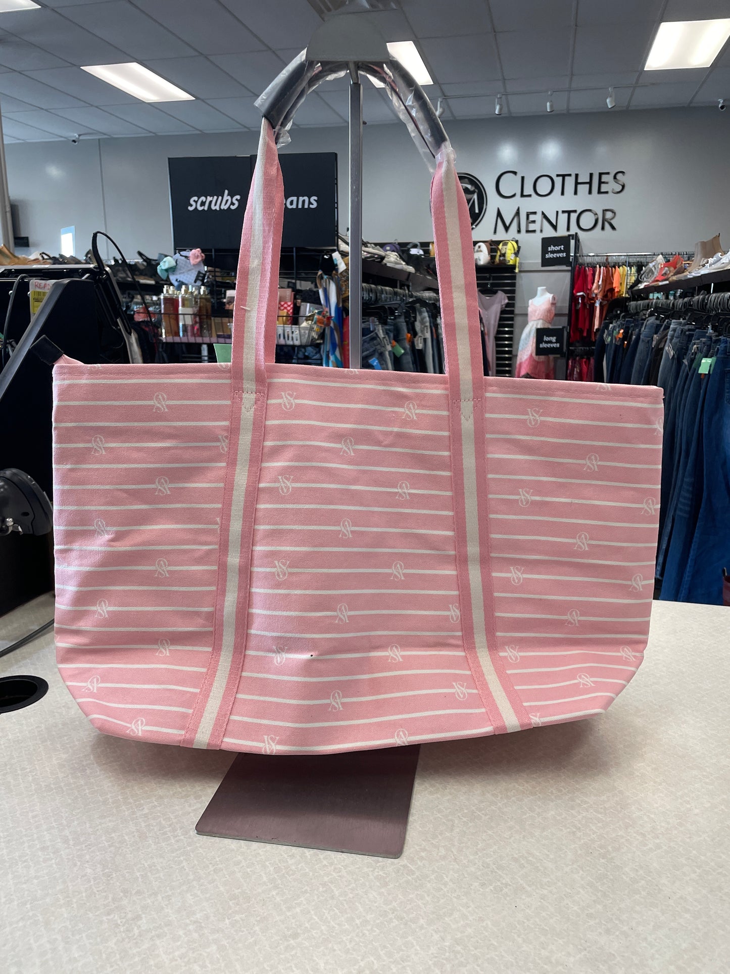 Tote Victorias Secret, Size Large