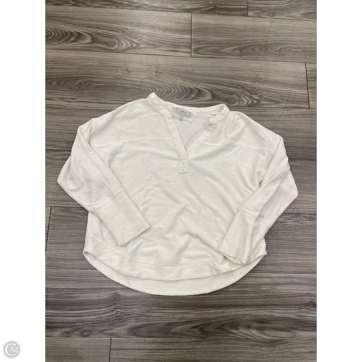 Top Long Sleeve By Cupio In White, Size: L