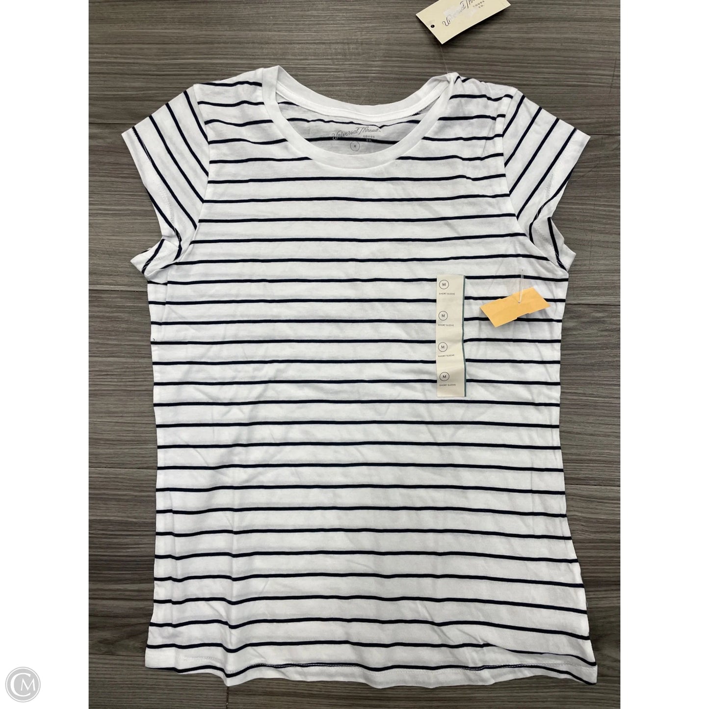 Top Short Sleeve By Universal Thread In Striped Pattern, Size: M