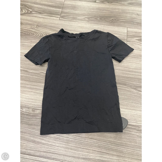 Top Short Sleeve By Clothes Mentor In Black, Size: S
