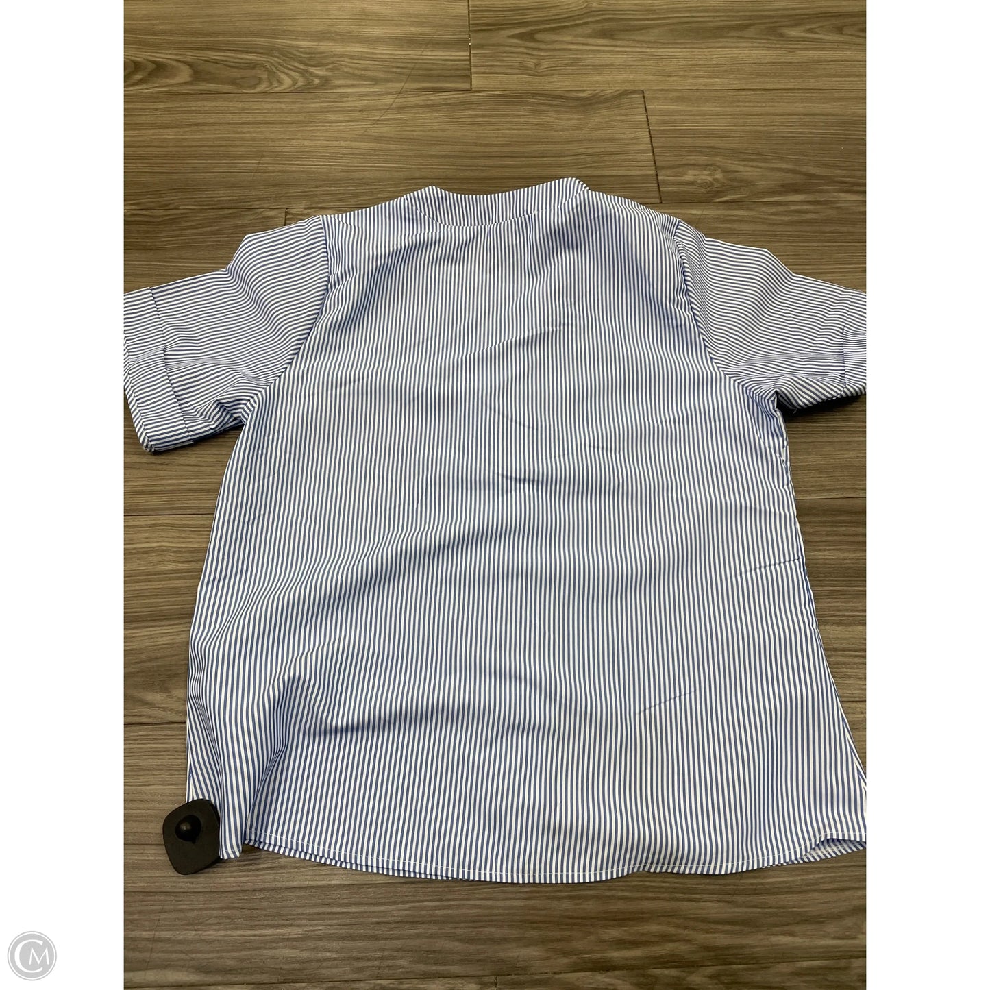 Top Short Sleeve By Clothes Mentor In Striped Pattern, Size: M