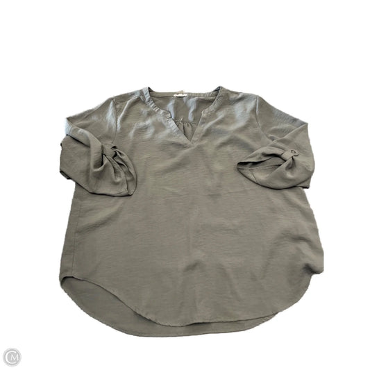 Top Long Sleeve By Maurices In Green, Size: Xxl