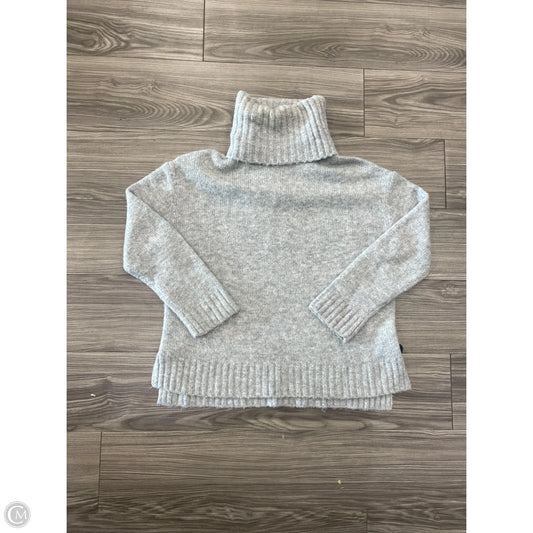 Sweater By Vici In Grey, Size: M