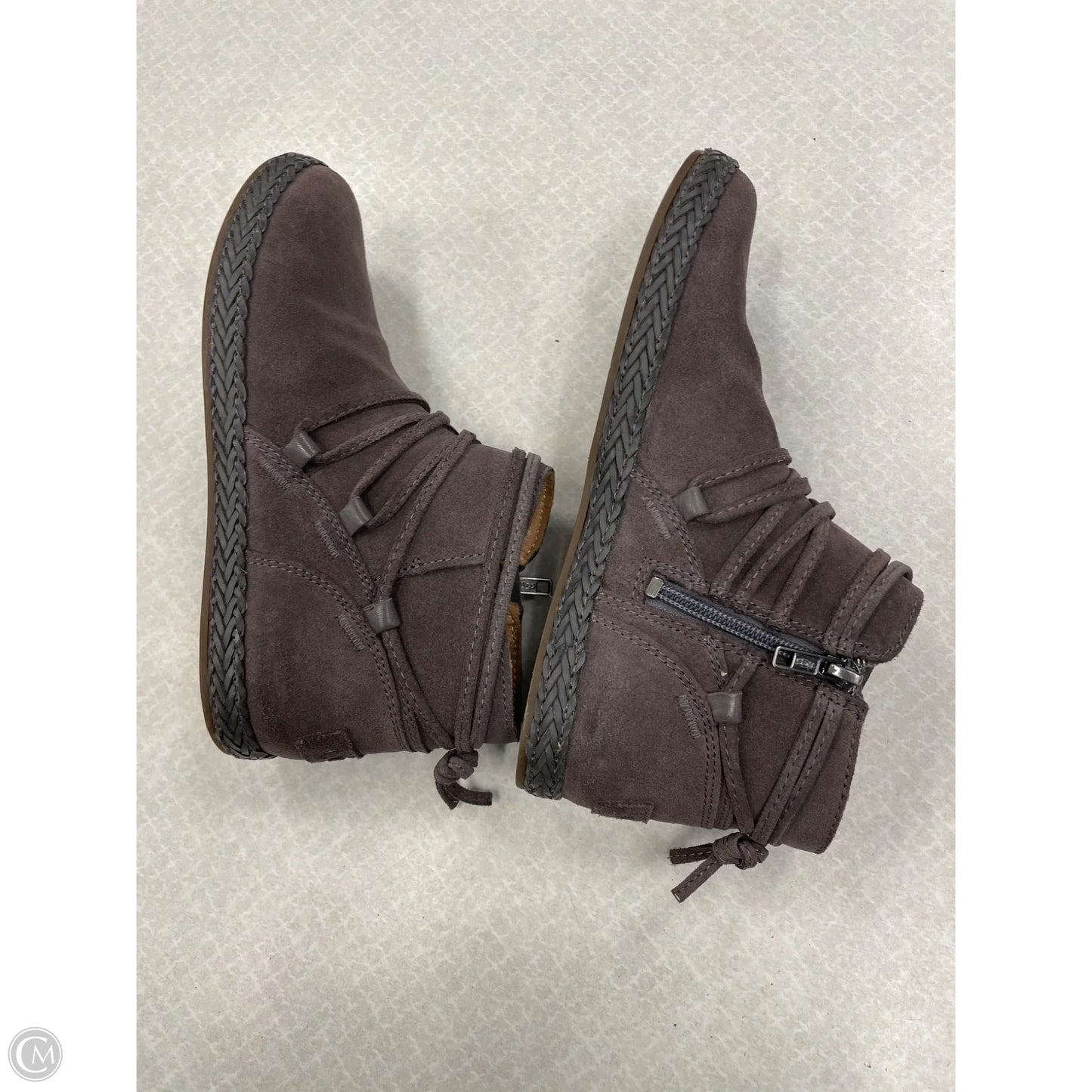 Boots Designer By Ugg In Brown, Size: 7