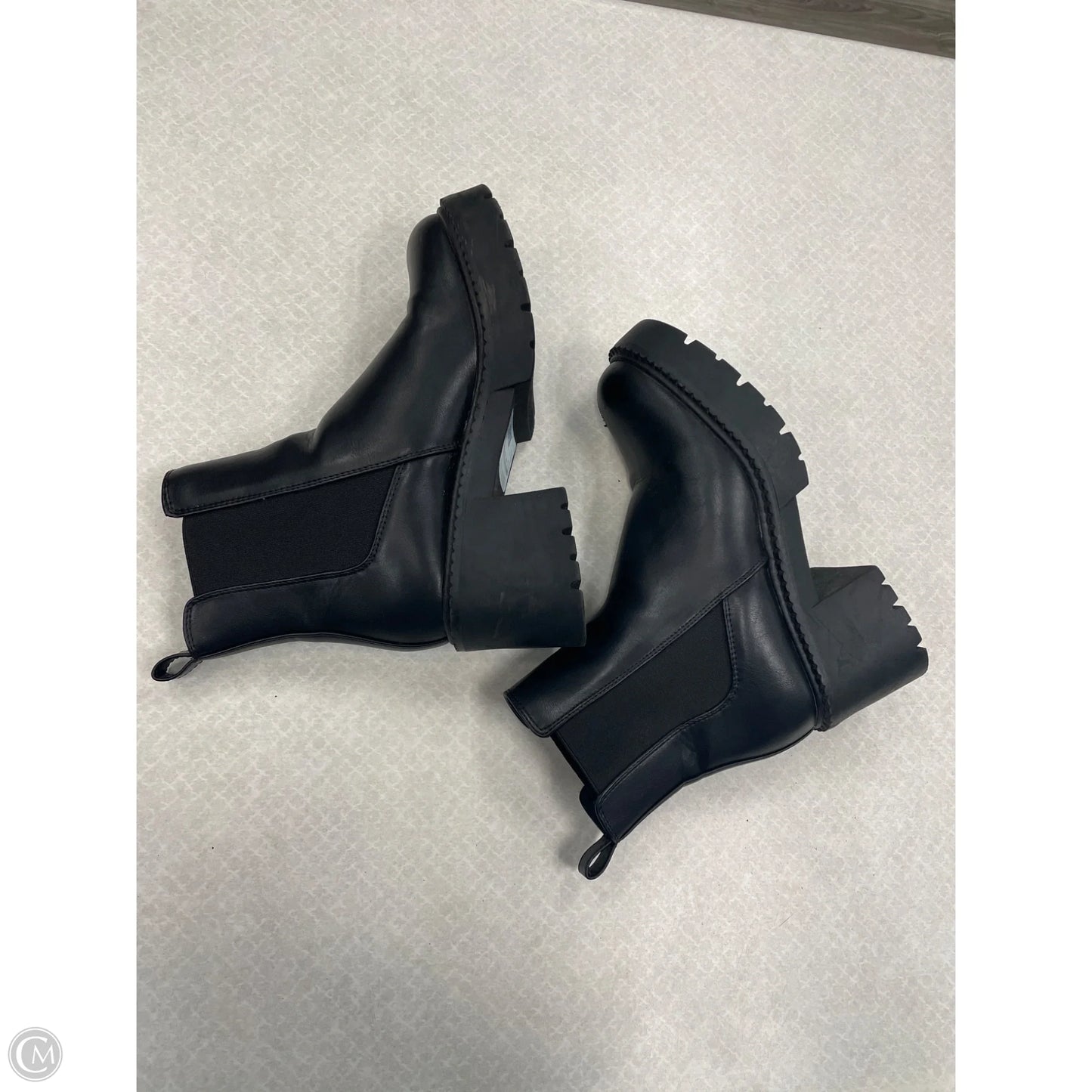 Boots Ankle Heels By Clothes Mentor In Black, Size: 6