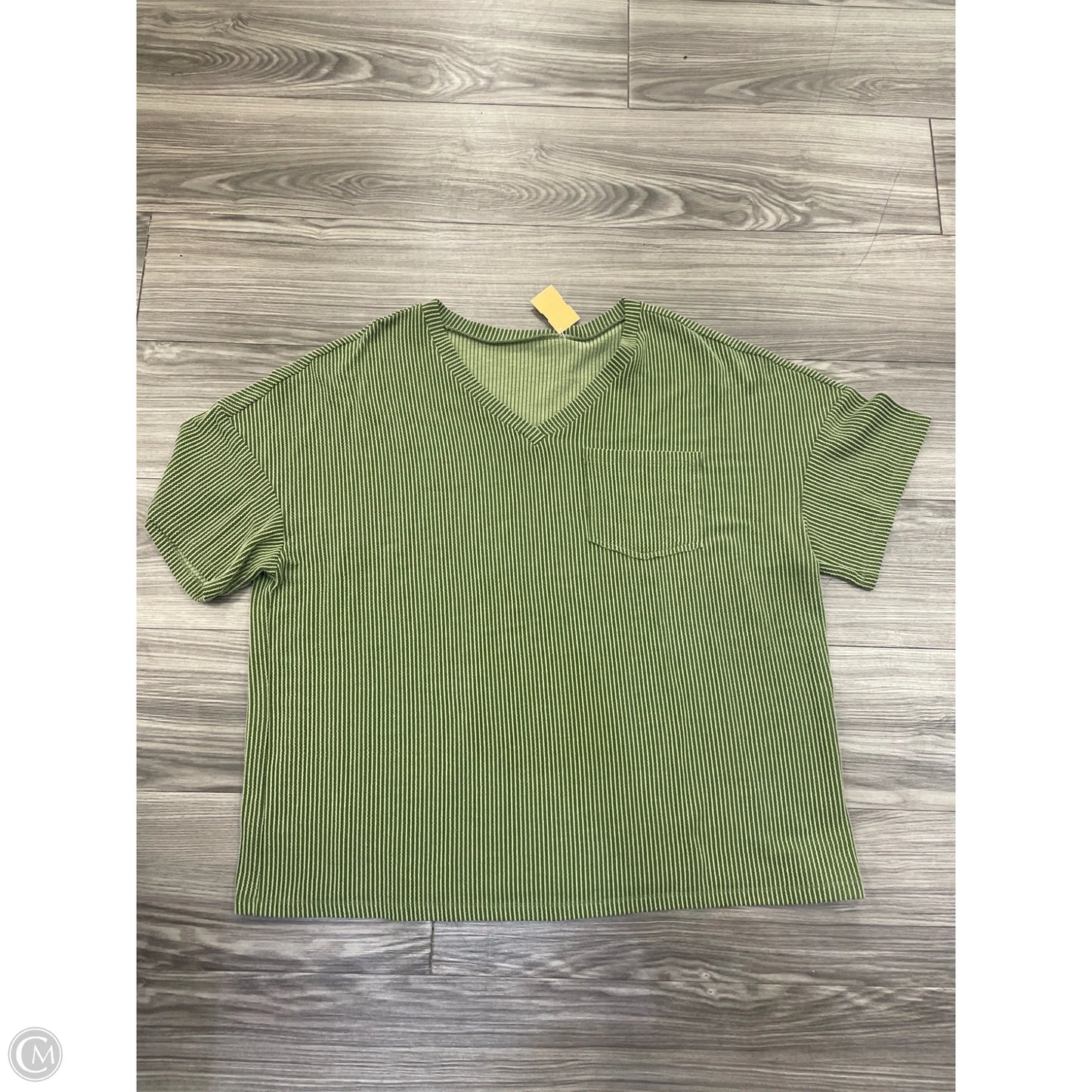Top Short Sleeve By Clothes Mentor In Green, Size: 2x