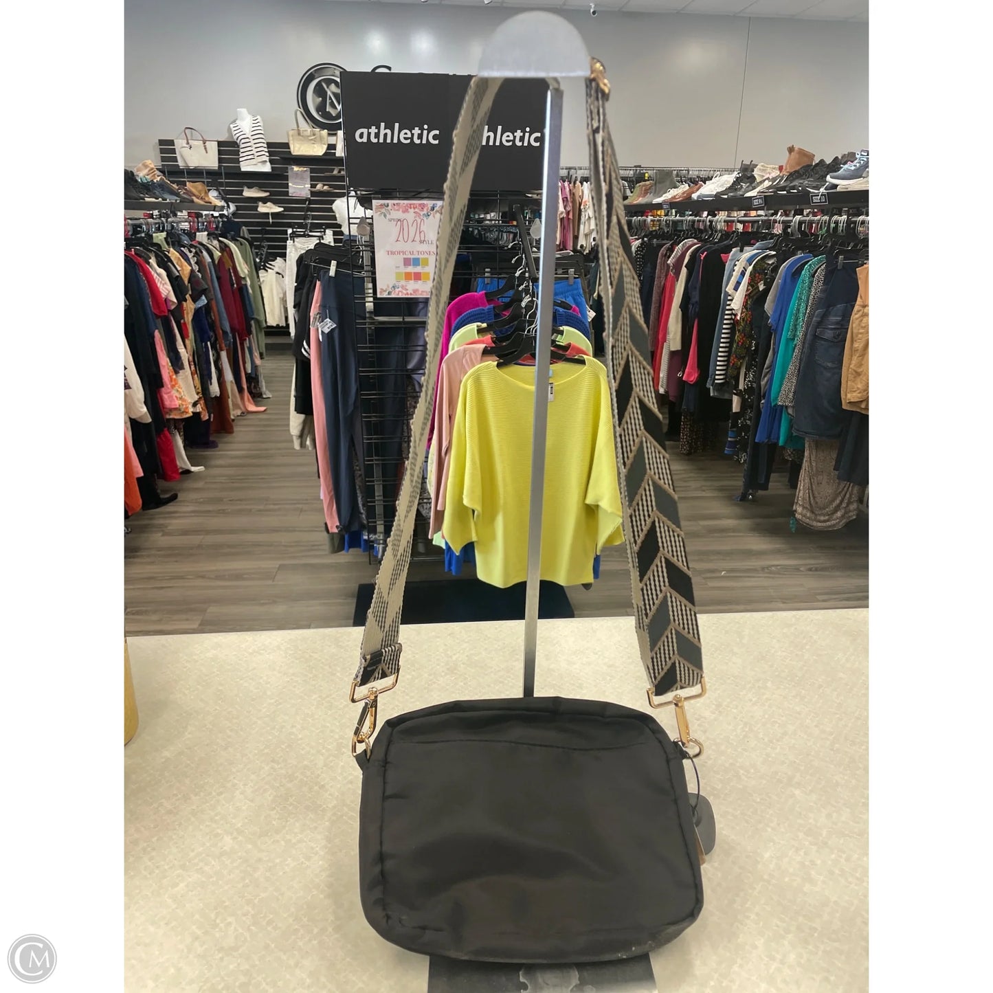 Belt Bag By Clothes Mentor, Size: Medium