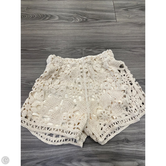 Shorts By Clothes Mentor In Cream, Size: S