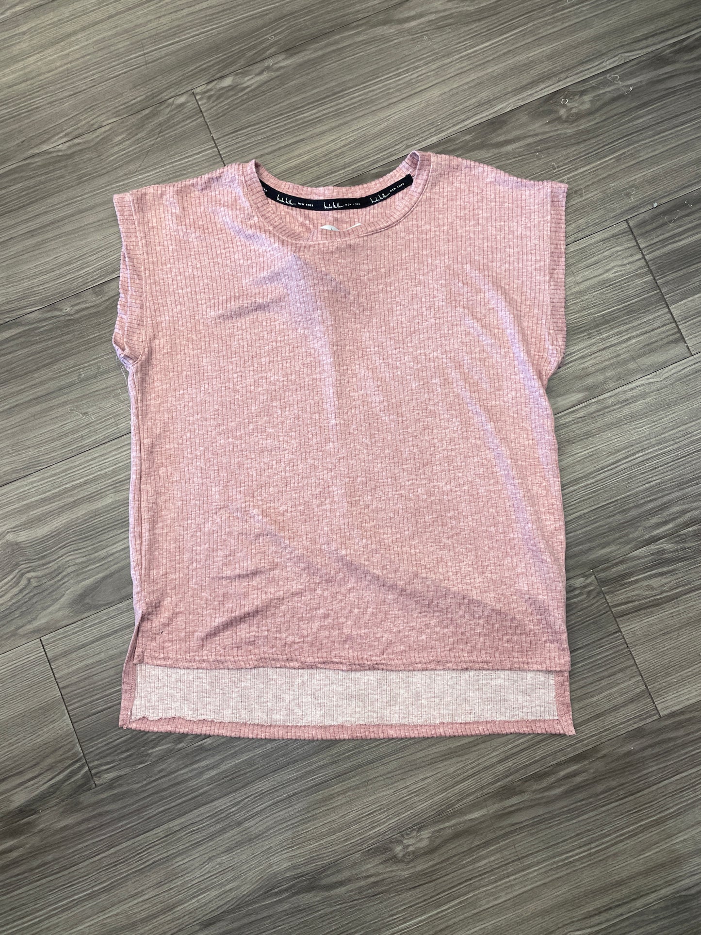 Top Short Sleeve Basic By Nicole Miller In Pink, Size: M