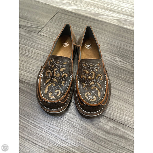 Shoes Flats By Ariat In Brown & Gold, Size: 6