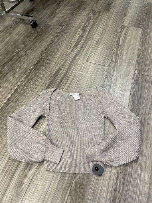 Top Long Sleeve By Clothes Mentor In Grey, Size: M