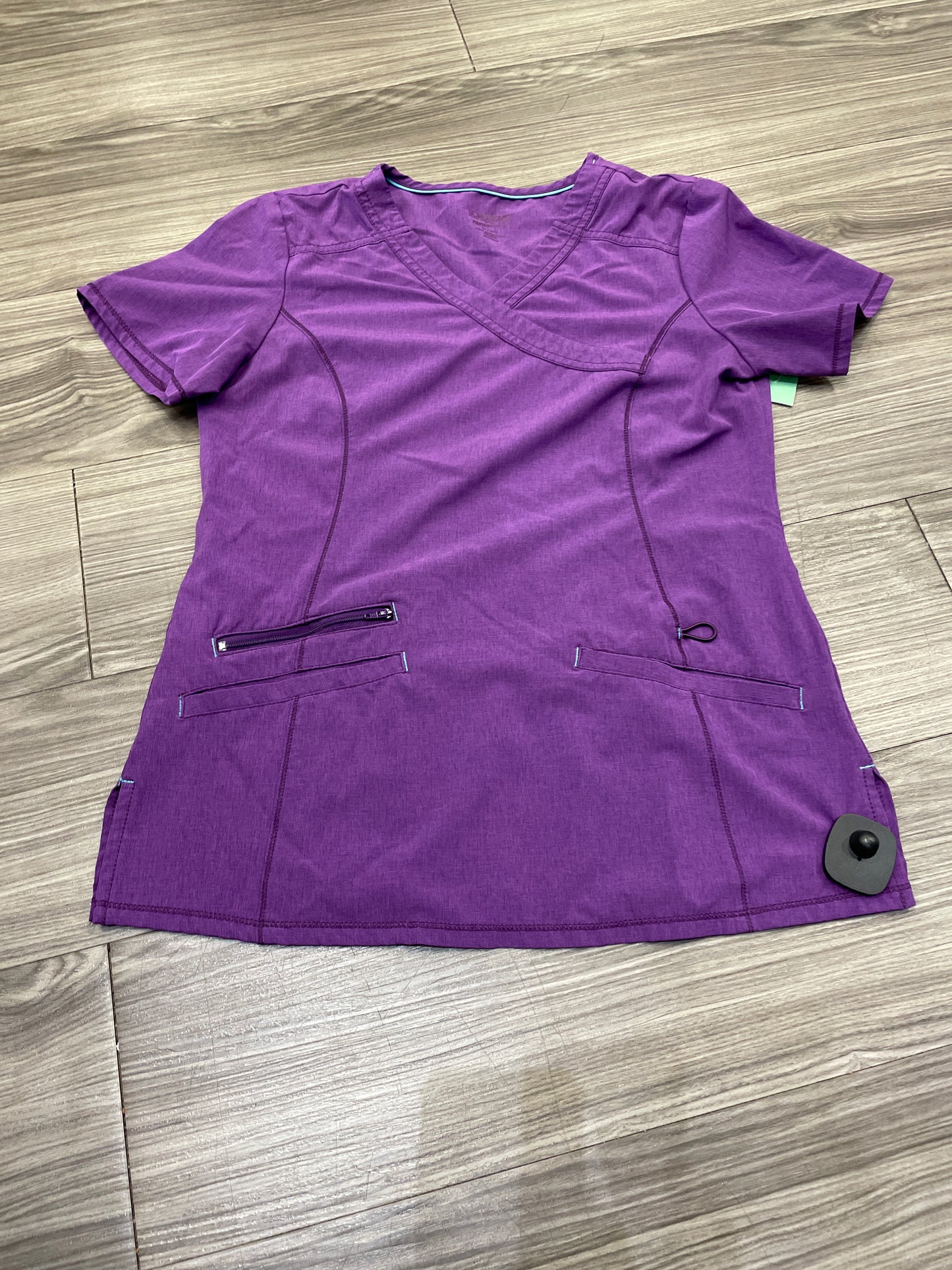 Top Short Sleeve By Clothes Mentor  Size: Xs